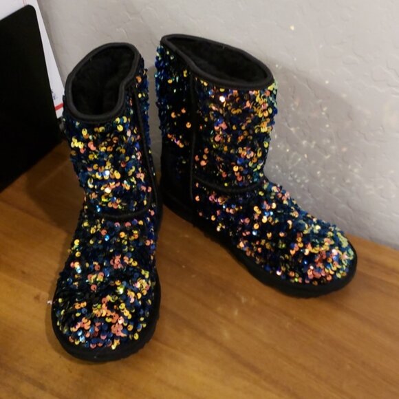 UGG Classic Sequin Boots - Picture 5 of 11